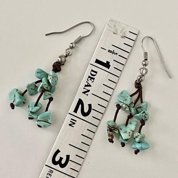 CHAPS Necklace with Bonus Bracelet and Earrings - Picture 13 of 14